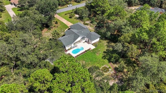 1950 W Tall Oaks Drive, Beverly Hills, FL 34465