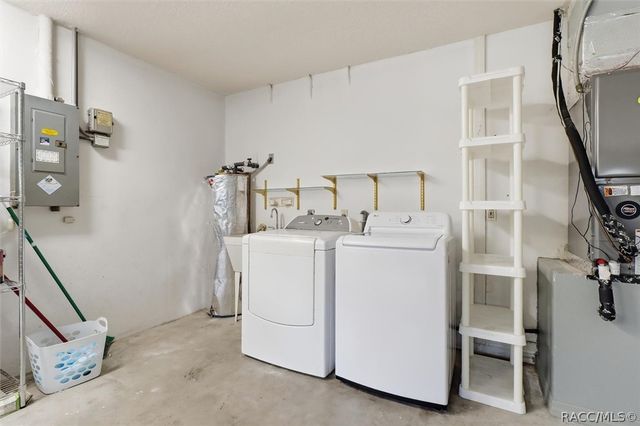 1950 W Tall Oaks Drive, Beverly Hills, FL 34465