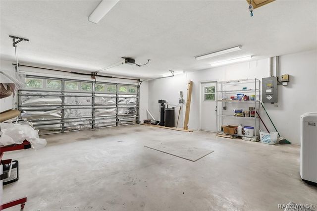 1950 W Tall Oaks Drive, Beverly Hills, FL 34465