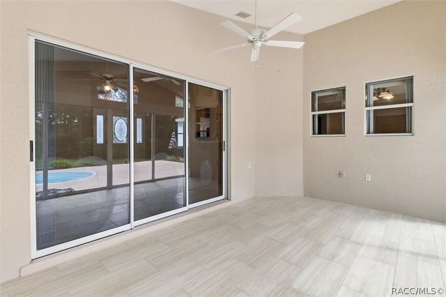 1950 W Tall Oaks Drive, Beverly Hills, FL 34465