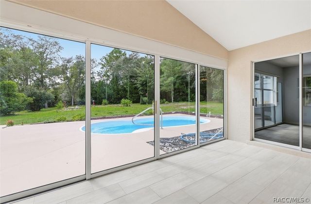 1950 W Tall Oaks Drive, Beverly Hills, FL 34465