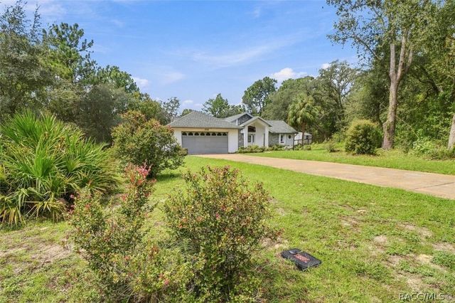 1950 W Tall Oaks Drive, Beverly Hills, FL 34465