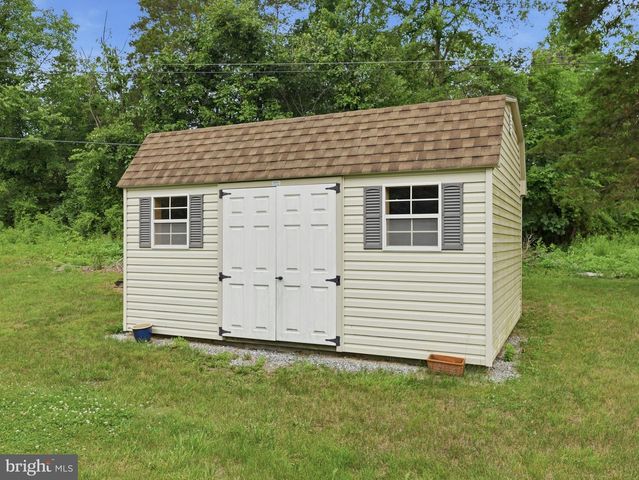 11283 GRANT SHOOK ROAD, Greencastle, PA 17225