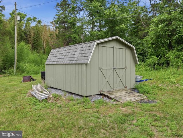 11283 GRANT SHOOK ROAD, Greencastle, PA 17225