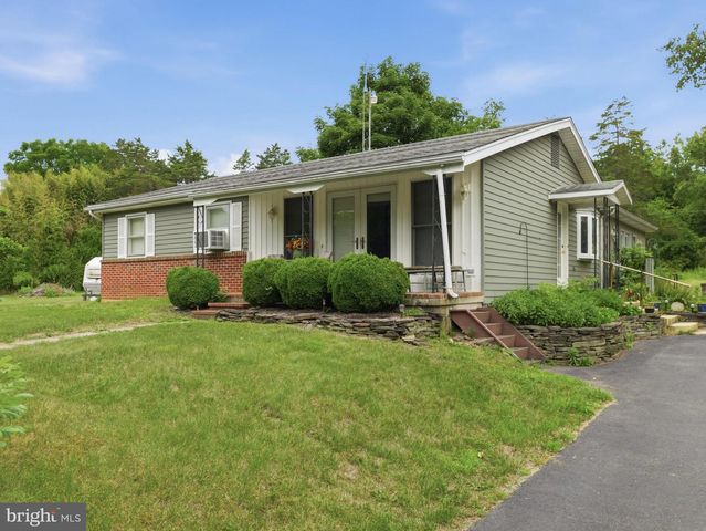 11283 GRANT SHOOK ROAD, Greencastle, PA 17225