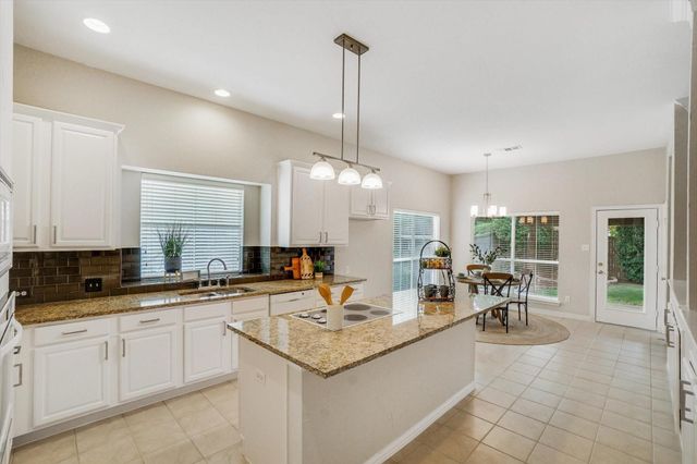 2006 Hayden Lane, Corinth, TX 76210