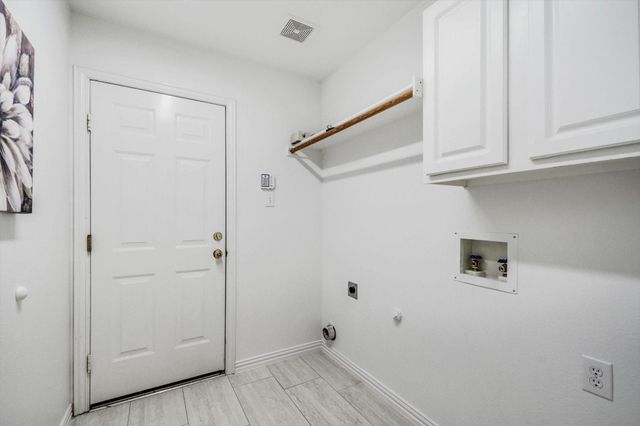2006 Hayden Lane, Corinth, TX 76210