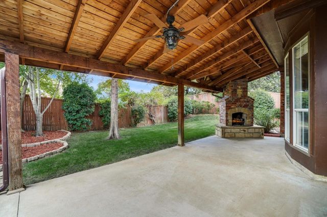 2006 Hayden Lane, Corinth, TX 76210