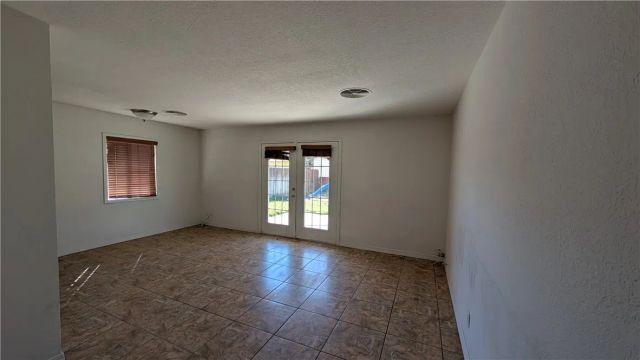934 E Avenue B, Blythe, CA 92225
