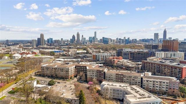 900 Brees NW Court, Atlanta, GA 30318