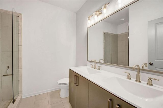 900 Brees NW Court, Atlanta, GA 30318