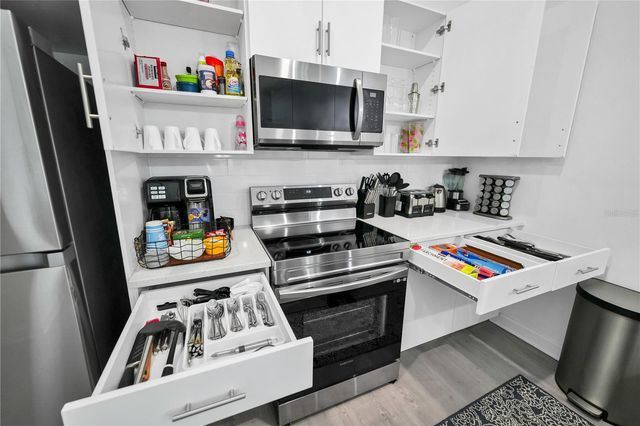 312 FAMAGUSTA DRIVE, Davenport, FL 33896