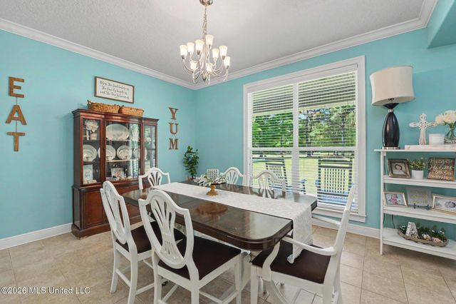 6211 Crump Road, Kiln, MS 39556
