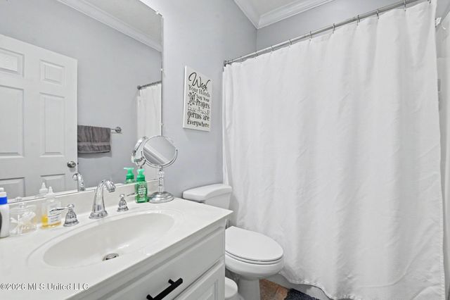 6211 Crump Road, Kiln, MS 39556