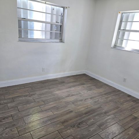 3860 NW 8th Place, Fort Lauderdale, FL 33311