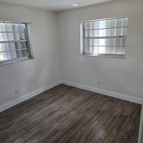 3860 NW 8th Place, Fort Lauderdale, FL 33311