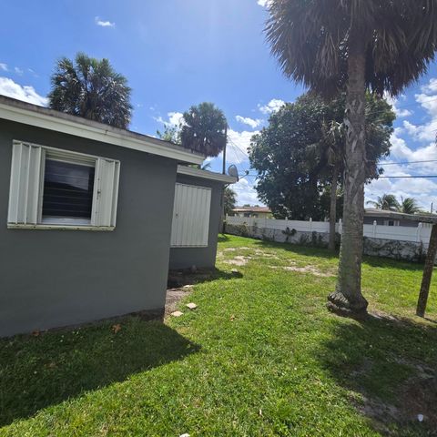 3860 NW 8th Place, Fort Lauderdale, FL 33311
