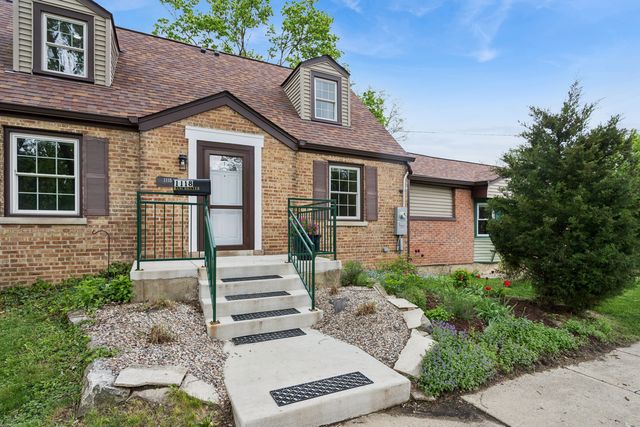 1118 Manchester Road, Wheaton, IL 60187
