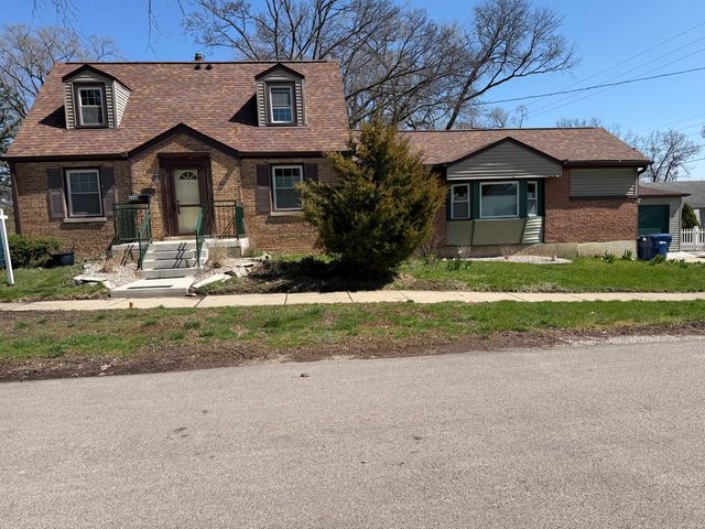 1118 Manchester Road, Wheaton, IL 60187