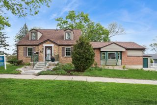 1118 Manchester Road, Wheaton, IL 60187