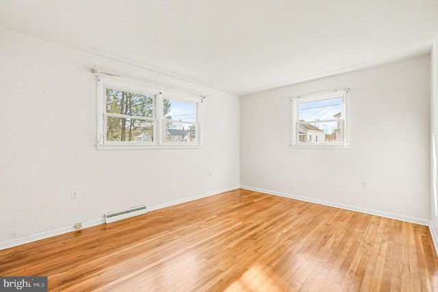 8 ILER LN, Chesapeake City, MD 21915