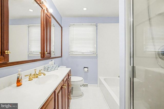 8 ILER LN, Chesapeake City, MD 21915