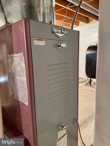 8 ILER LN, Chesapeake City, MD 21915