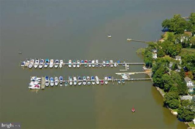 8 ILER LN, Chesapeake City, MD 21915