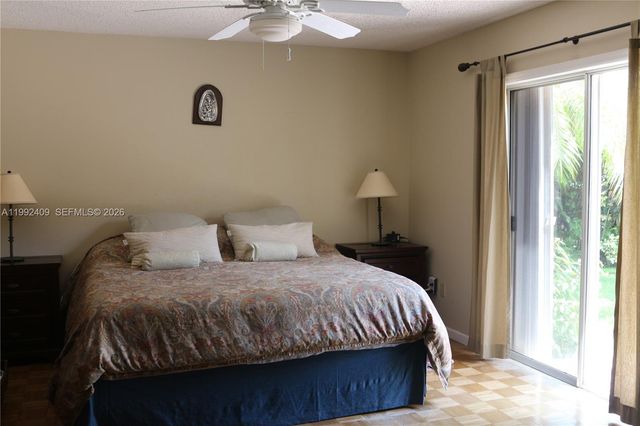 11841 SW 94th St, Miami, FL 33186