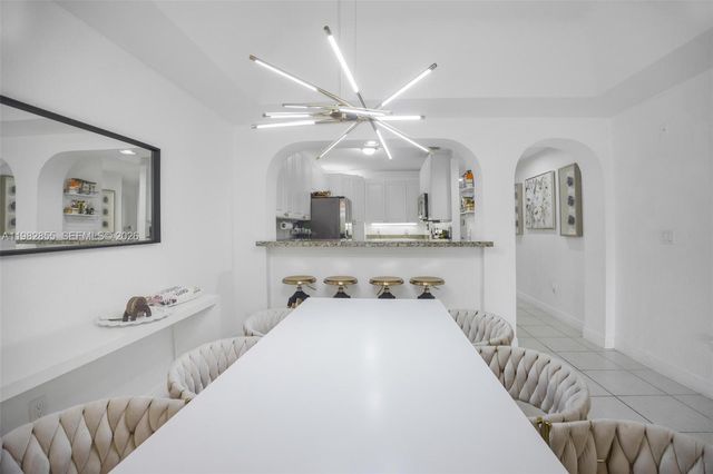 10720 NW 66th St 202, Doral, FL 33178