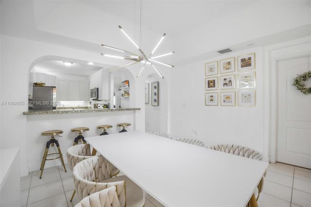 10720 NW 66th St 202, Doral, FL 33178