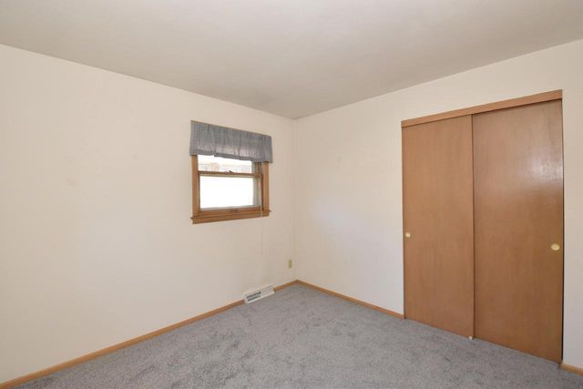 2501 Layton AVENUE, Milwaukee, WI 53221