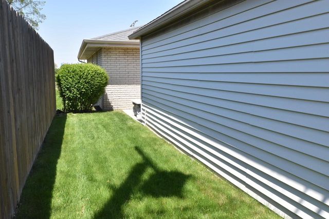 2501 Layton AVENUE, Milwaukee, WI 53221