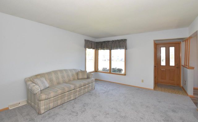 2501 Layton AVENUE, Milwaukee, WI 53221