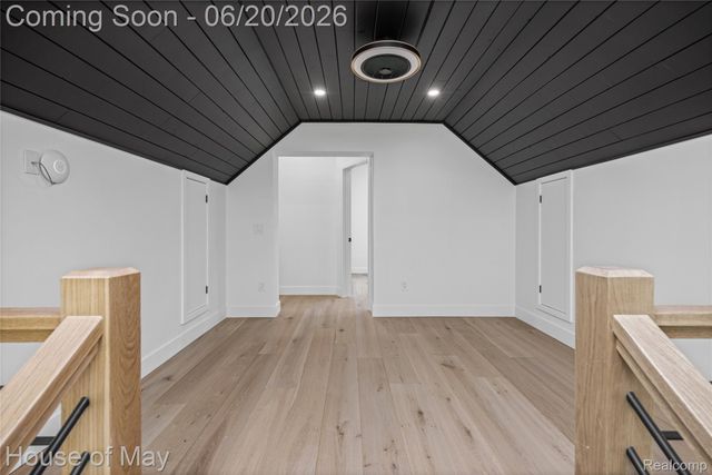 10890 Hillway Drive, White Lake Charter Township, MI 48386