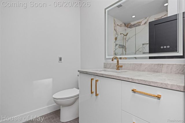 10890 Hillway Drive, White Lake Charter Township, MI 48386