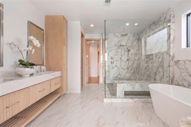515 12th Street, Huntington Beach, CA 92648