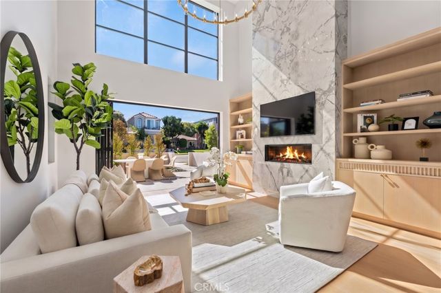 515 12th Street, Huntington Beach, CA 92648