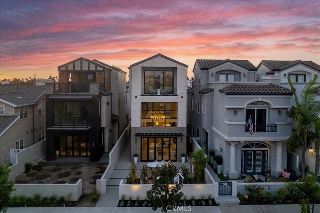 515 12th Street, Huntington Beach, CA 92648