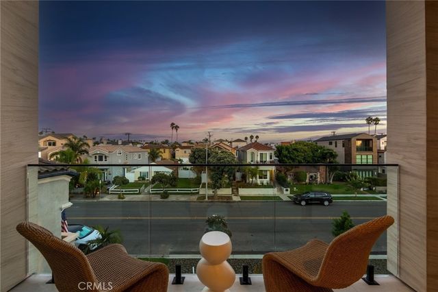 515 12th Street, Huntington Beach, CA 92648