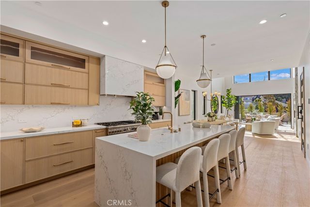 515 12th Street, Huntington Beach, CA 92648