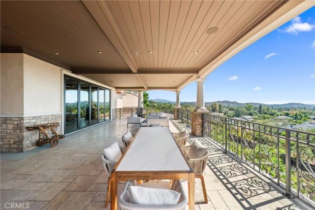 18352 Cerro Villa, Villa Park, CA 92861