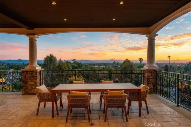 18352 Cerro Villa, Villa Park, CA 92861