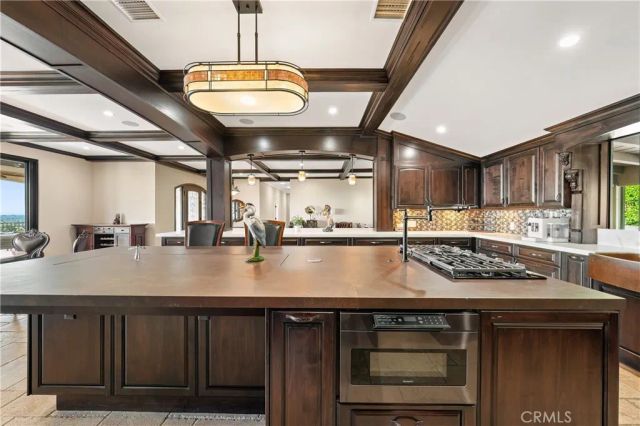 18352 Cerro Villa, Villa Park, CA 92861