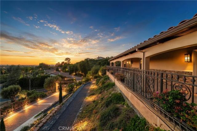 18352 Cerro Villa, Villa Park, CA 92861