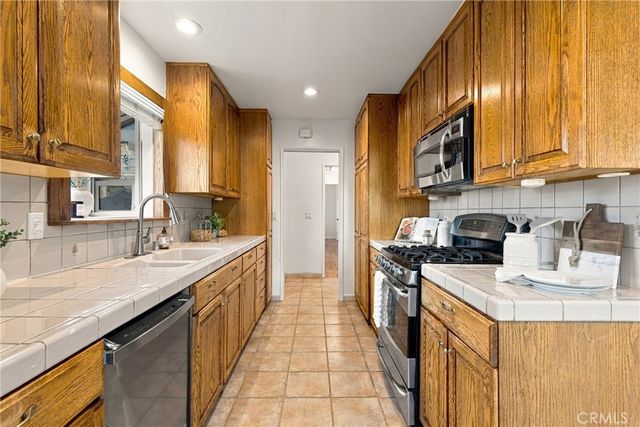 10623 Gothic Avenue, Granada Hills, CA 91344