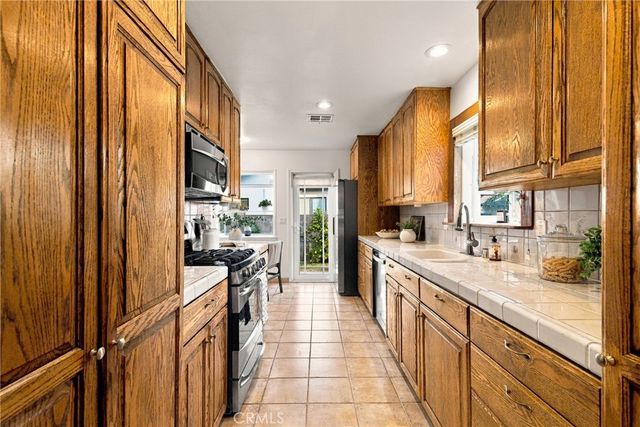 10623 Gothic Avenue, Granada Hills, CA 91344