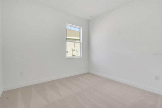 1018 SWAMP CHESTNUT LOOP, Lady Lake, FL 32159