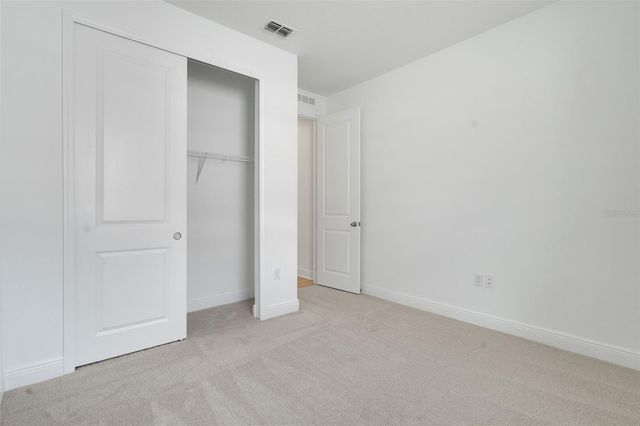 1018 SWAMP CHESTNUT LOOP, Lady Lake, FL 32159