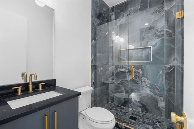 2208 Montclaire ST, Austin, TX 78704